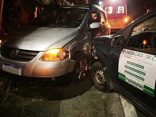 Motorista passa mal e provoca acidente na BR-330, próximo ao Passa com Jeito