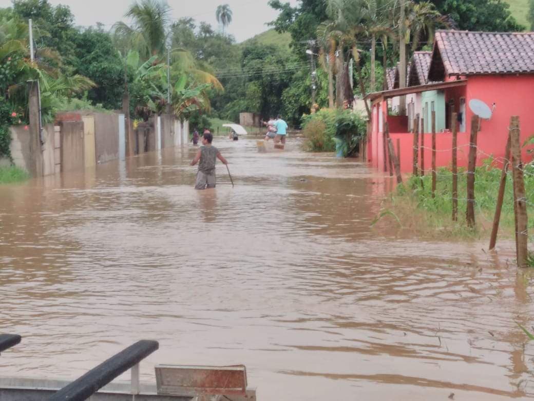 Instituto Nacional de Meteorologia (Inmet) emite alerta para chuvas acumuladas com risco de perigo potencial em municípios baianos
