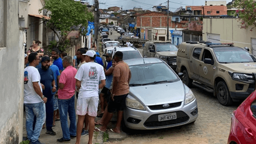 Em Ibirataia, Juca Muniz faz ofensas e agressões verbais a Caio Pina e o ex-prefeito Marcos Aurélio
