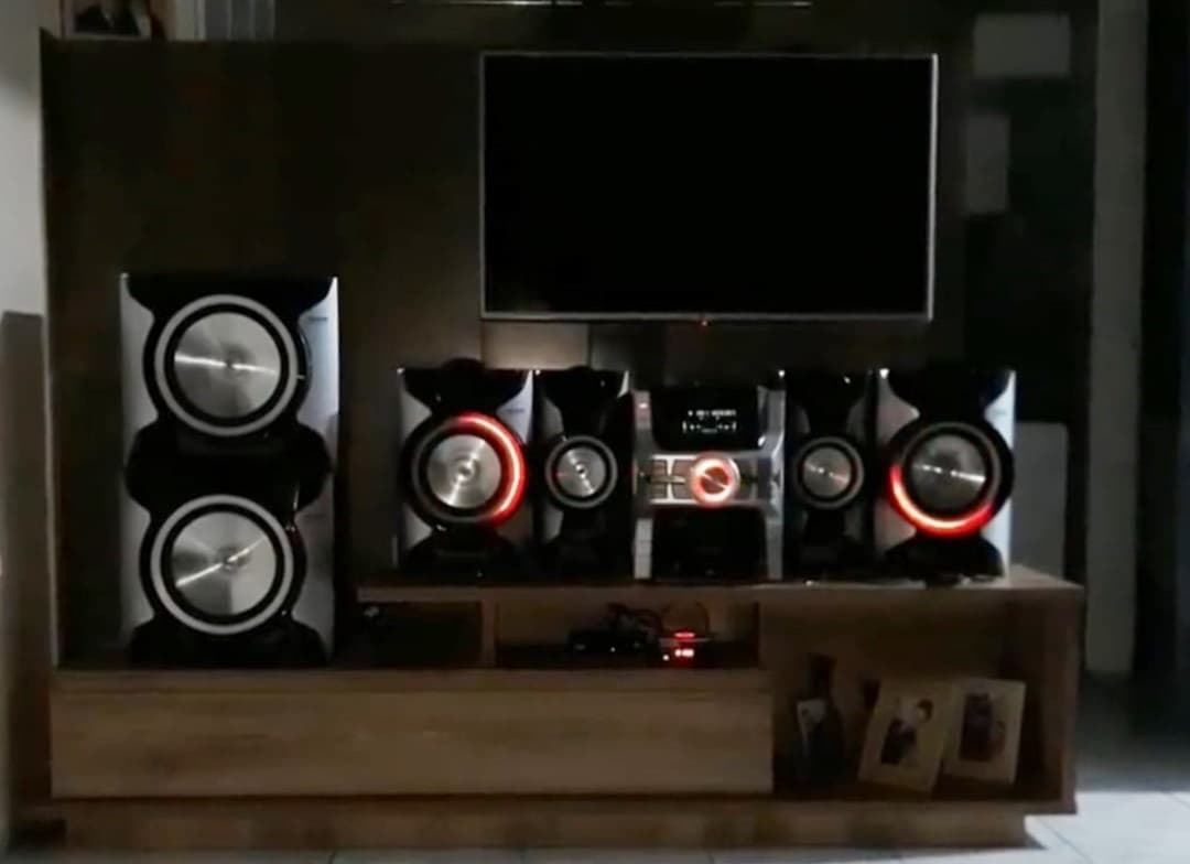 Classificados: Vende-se ou troca Mini System Samsung Giga Sound Blast