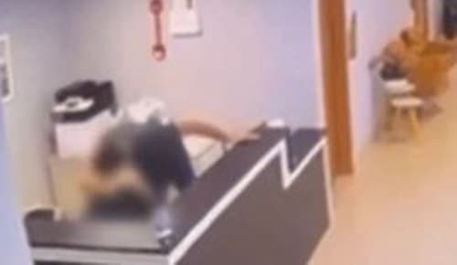 Assessor legislativo é afastado após beijar adolescente de 17 anos