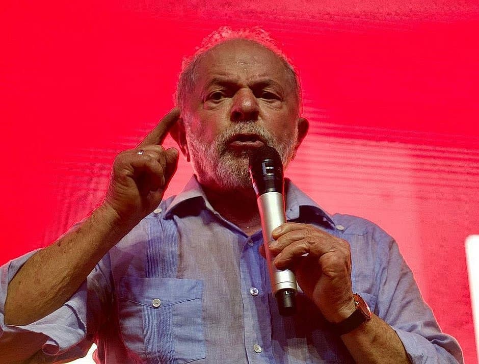 Lula usa Arthur Aguiar de exemplo para falar em esquema manipulado de votos