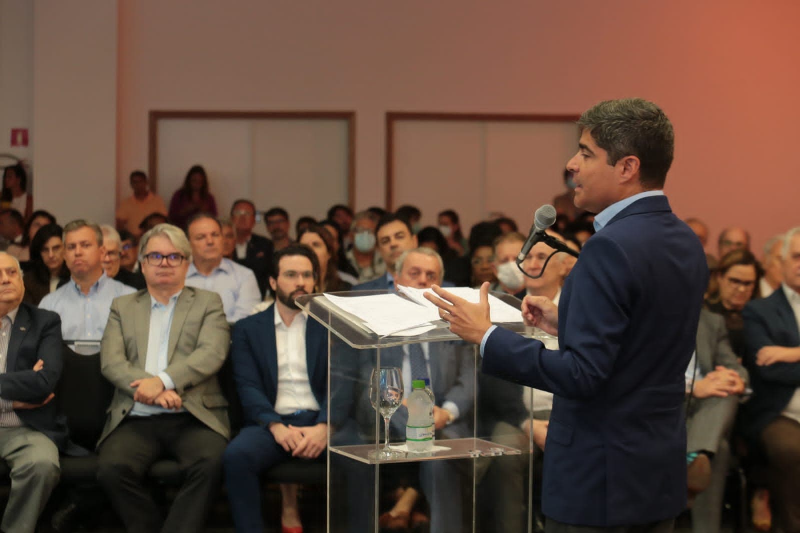 ACM Neto defende apoio do governo do estado para ampliar geração de empregos em comércio e serviços no interior