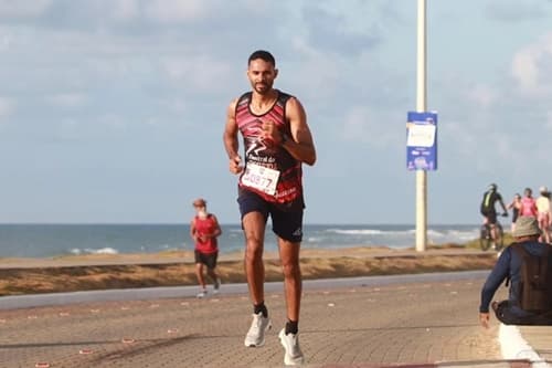 Ibirataense Gustavo Fortes participa da VI Maratona de Salvador