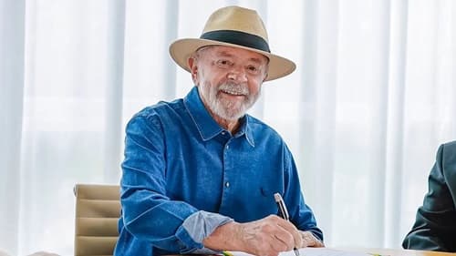 Lula sanciona lei que muda calculo de reajuste do salário mínimo