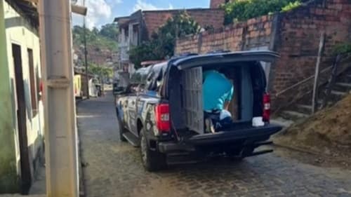 Ibirapitanga: Polícia Civil apreende carro adulterado e recupera eletrônicos saqueados na BR-101