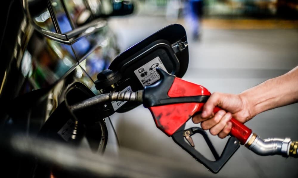 STF suspende políticas dos estados sobre ICMS do diesel