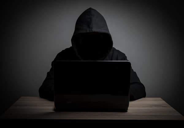Estelionatos no Brasil mais que quadruplicam em cinco anos, e golpes virtuais disparam após pandemia