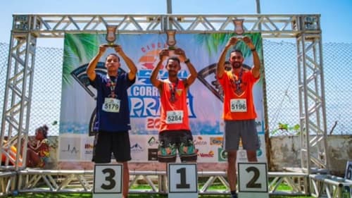 Ibirataia: Gustavo Fortes Conquista 2º Lugar na 3ª Etapa da Corrida da Praia em Ilhéus