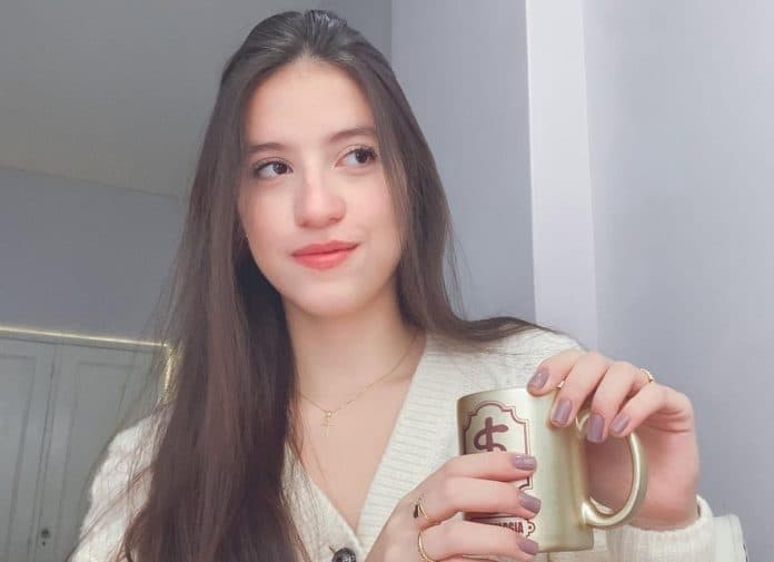 DIGITAL INFLUENCER de 20 anos morre após complicações da Covid-19