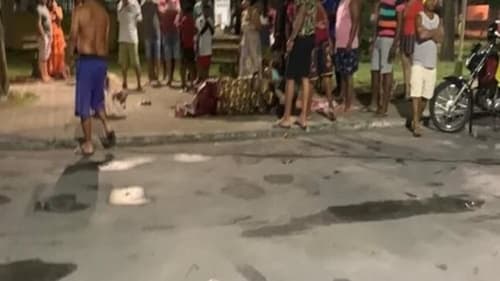 Pai e filho são mortos a tiros em bar em Candeias; filho tentou proteger o pai