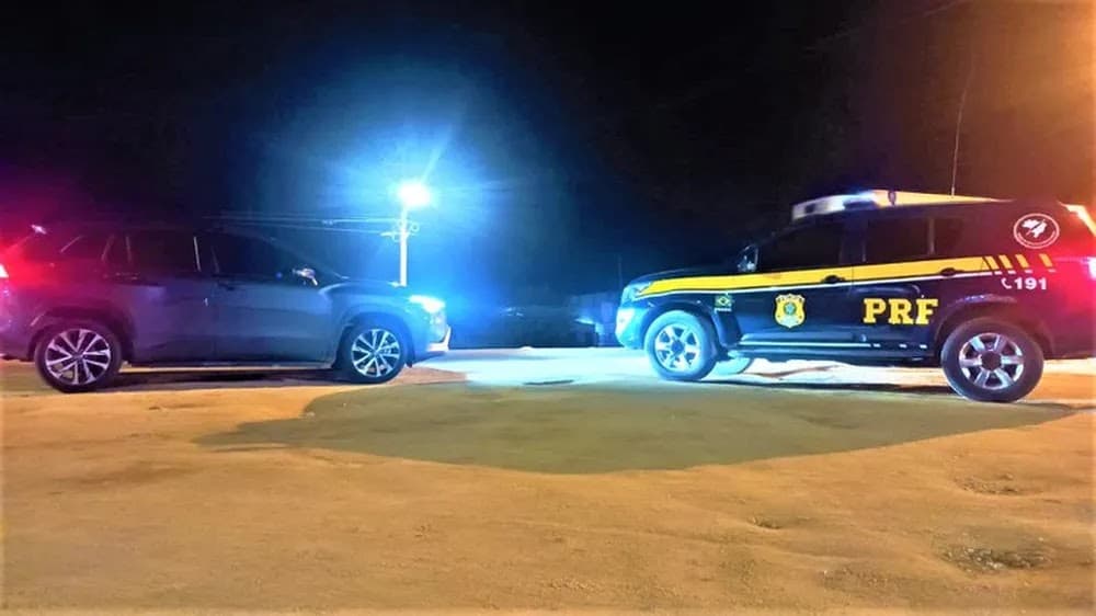Homem é preso e diz ter recebido R$ 4 mil para levar carro roubado do Rio de Janeiro até a Bahia