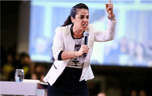 Itagibá celebra o Dia dos Evangélicos com Pastora Camila Barros