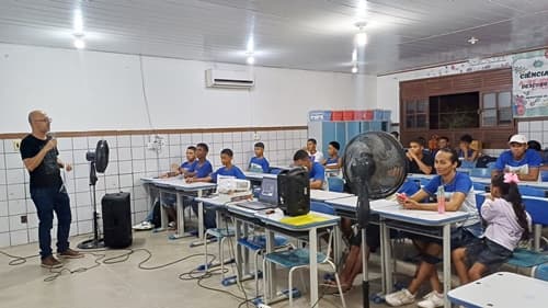 Ibirataia: Colégio Municipal Mariluzia Silva Machado promove Oficina Pedagógica sobre Marketing Digital