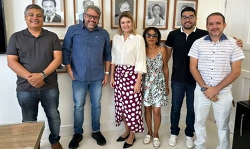 Ibirataia comemora 63 anos de emancipação política: Amarelinho entrevista Prefeita Ana Cléia