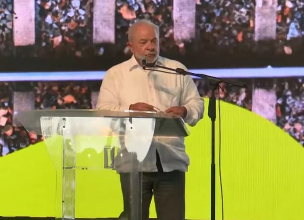 Em Ilhéus, Lula anuncia FIOL como 1ª obra do novo PAC e pede ‘hora extra’ para inauguração até 2026
