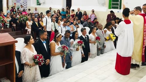 Ibirataia: Sonhos Realizados | Padre Nilson Oficia Casamento Comunitário na Igreja de São José