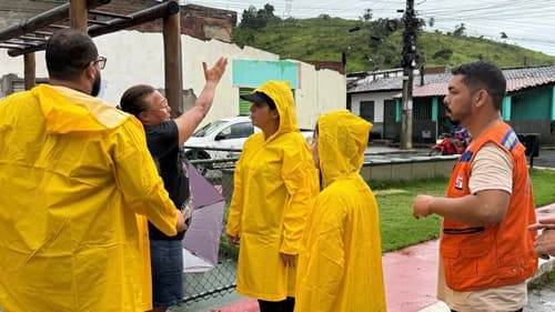 Prefeitura de Ipiaú intensifica ações e mobiliza equipes após fortes chuvas no município