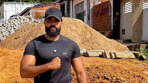 Ibirataia: Vereador Lucas Grandão fiscaliza obra de pavimentação no bairro da AABB e cobra melhorias