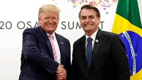 PF encontra anotações de Bolsonaro com referências a Donald Trump durante operação na sede do PL