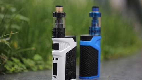Adolescentes são hospitalizados após misturarem droga sintética em vape