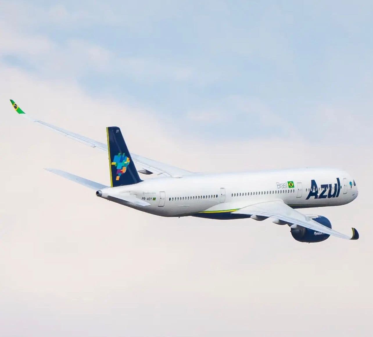 Azul abre novas bases áreas em zonas turísticas da Bahia