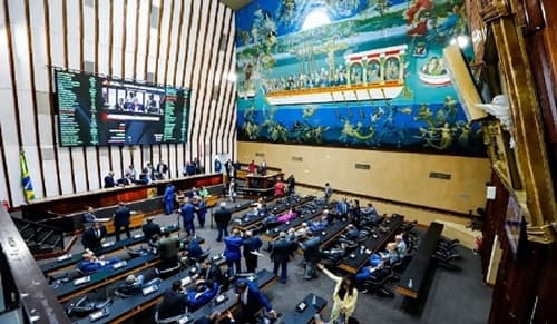 Deputados autorizam empréstimo de R$ 400 milhões para Governo da Bahia