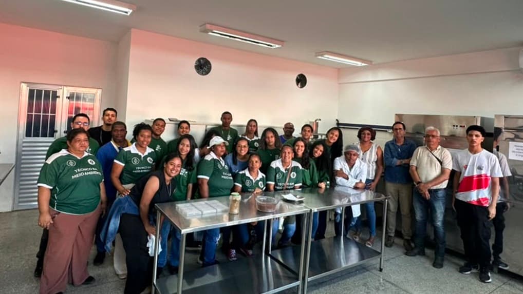 Alunos do Curso Técnico em Meio Ambiente realizam visita ao CETEP e ampliam conhecimentos na área ambiental