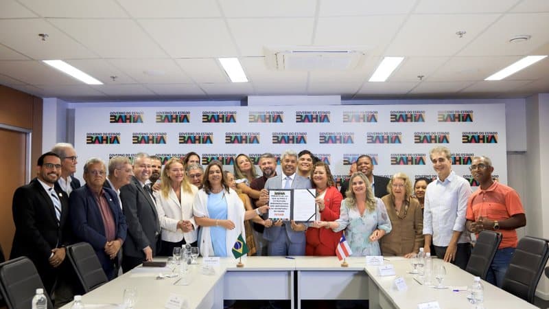 Reajuste salarial para saúde na Bahia: Jerônimo Rodrigues propõe aumento até 2026