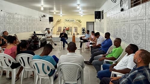 Ibirataia: Associação de Pastores e Prefeitura realizam reunião de alinhamento para o Dia da Bíblia