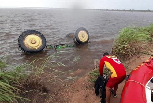 Trator cai em barragem no oeste da Bahia e condutor morre afogado