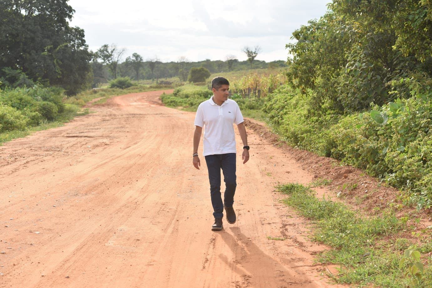 ACM Neto firma compromisso para pavimentar BA-351 entre Buritirama, Mansidão e Santa Rita de Cássia