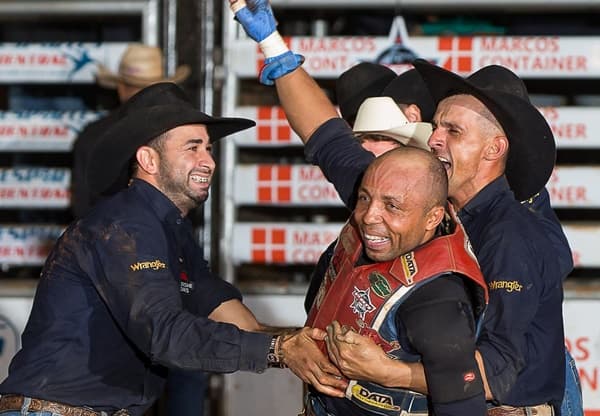 Maciel Santana: Trajetória de sucesso nos rodeios o coloca no Top 3 do Ranking Brasileiro