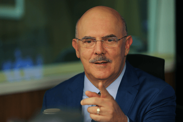Ministro da Educação Milton Ribeiro reforça reajuste do piso salarial dos professores; assista o vídeo