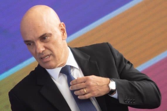 Moraes rejeita ação do PL contra urnas e multa coligação de Bolsonaro em R$ 22,9 milhões