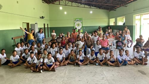 Ibirataia: Alunos da Escola Municipal Eraldo Tinoco visitam CRAS e conhecem ações do Serviço de Convivência e Fortalecimento de Vínculos