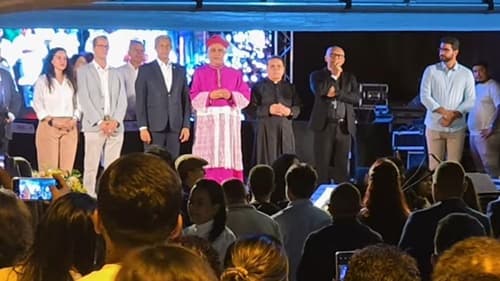 Ibirataense Dom Aldemiro Sena dos Santos toma posse como bispo em Teixeira de Freitas