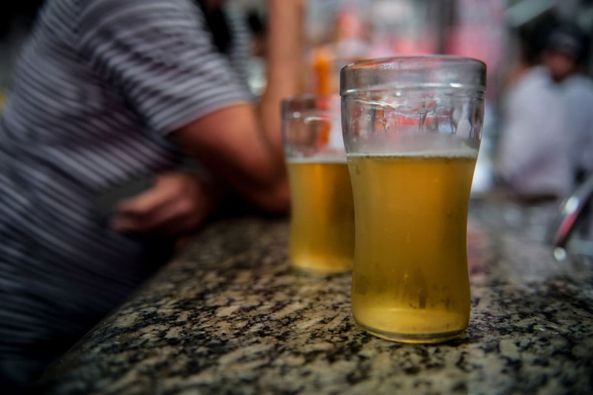 Entenda: Pode beber depois de tomar a vacina contra Covid-19?