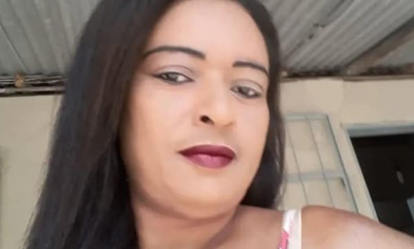 Mulher é morta a tiros dentro de casa na Bahia