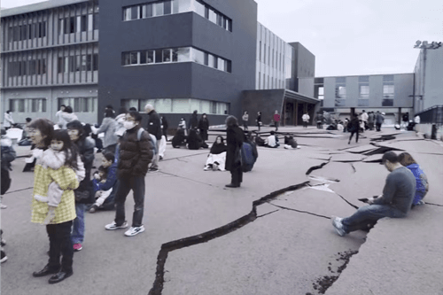 Japão tem alerta de 'grande tsunami' após terremoto de magnitude 7,6