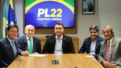 João Roma define suplente ao Senado e escolhe Aroldo Cedraz para chapa na Bahia