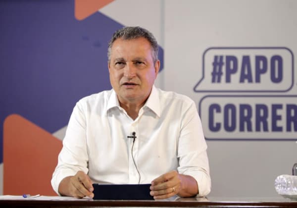 Rui só deve liberar máscaras em ambientes fechados quando casos baixarem para menos de mil