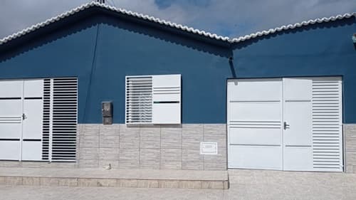 Ibirataia: Vende -se uma casa no Bairro Manoel Pereira