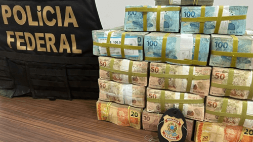 Homem é detido com R$ 1,5 milhão em espécie e material de campanha eleitoral