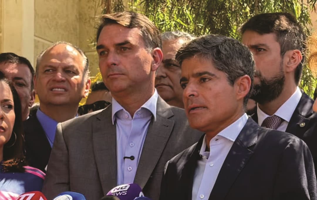 ACM Neto anuncia apoio a Flávio Bolsonaro e promete mobilização política na Bahia