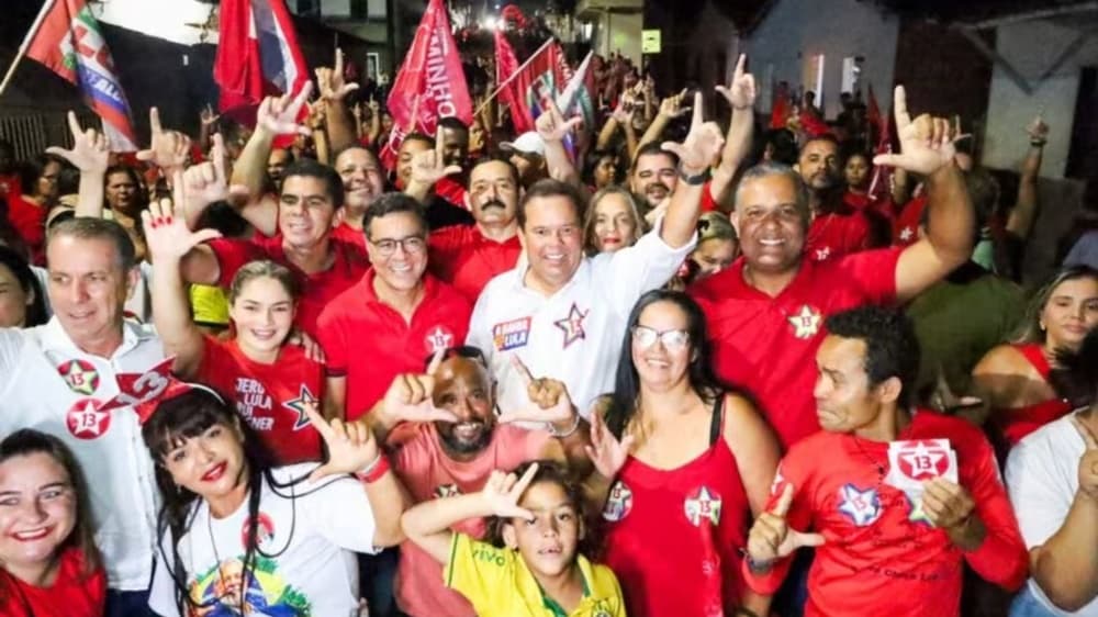 Caminhada pró-Lula reúne Geraldinho e prefeito Sandro Futuca em Ibirataia